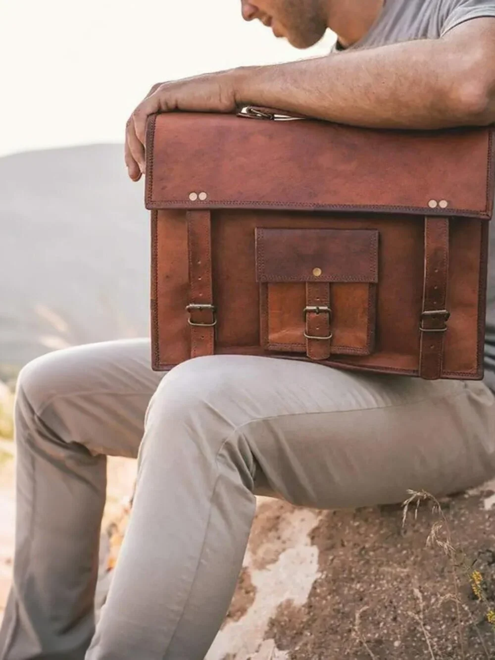 Men's Brown Grain Leather Vintage Satchel Travel Crossbody Stylish Messenger Bag